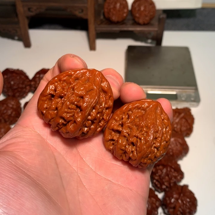 广***水桃核吊坠虎头王瑕疵27WCH#00#