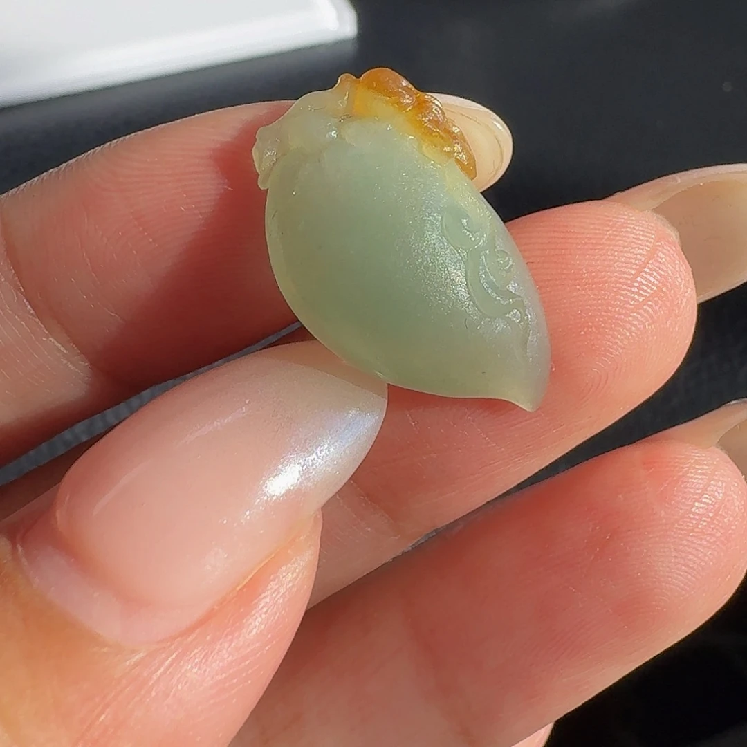 定制翡翠未镶嵌桃子