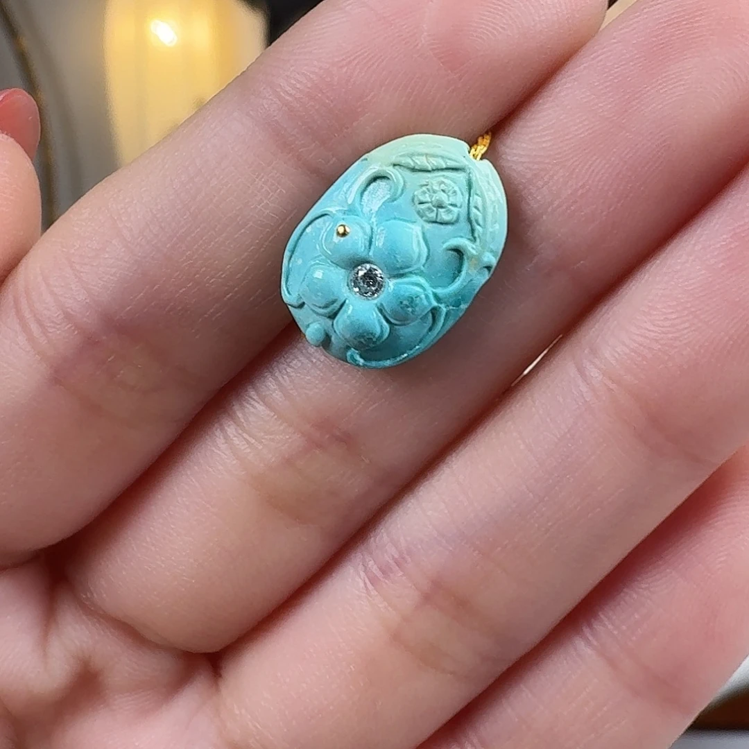 绿松石未镶嵌挂件