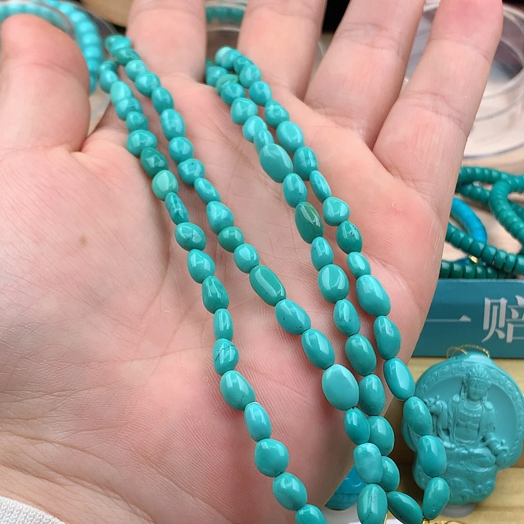 绿松石颈饰未镶嵌