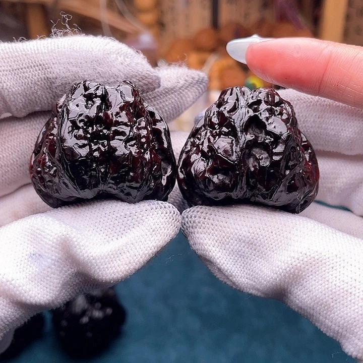 文玩核桃把件蛤蟆Q