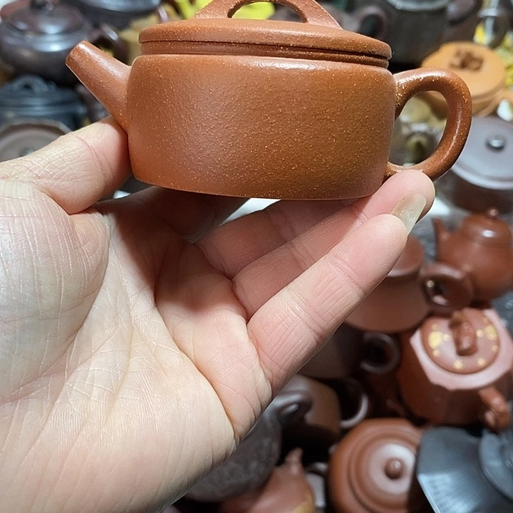 紫砂茶壶微瑕微笑