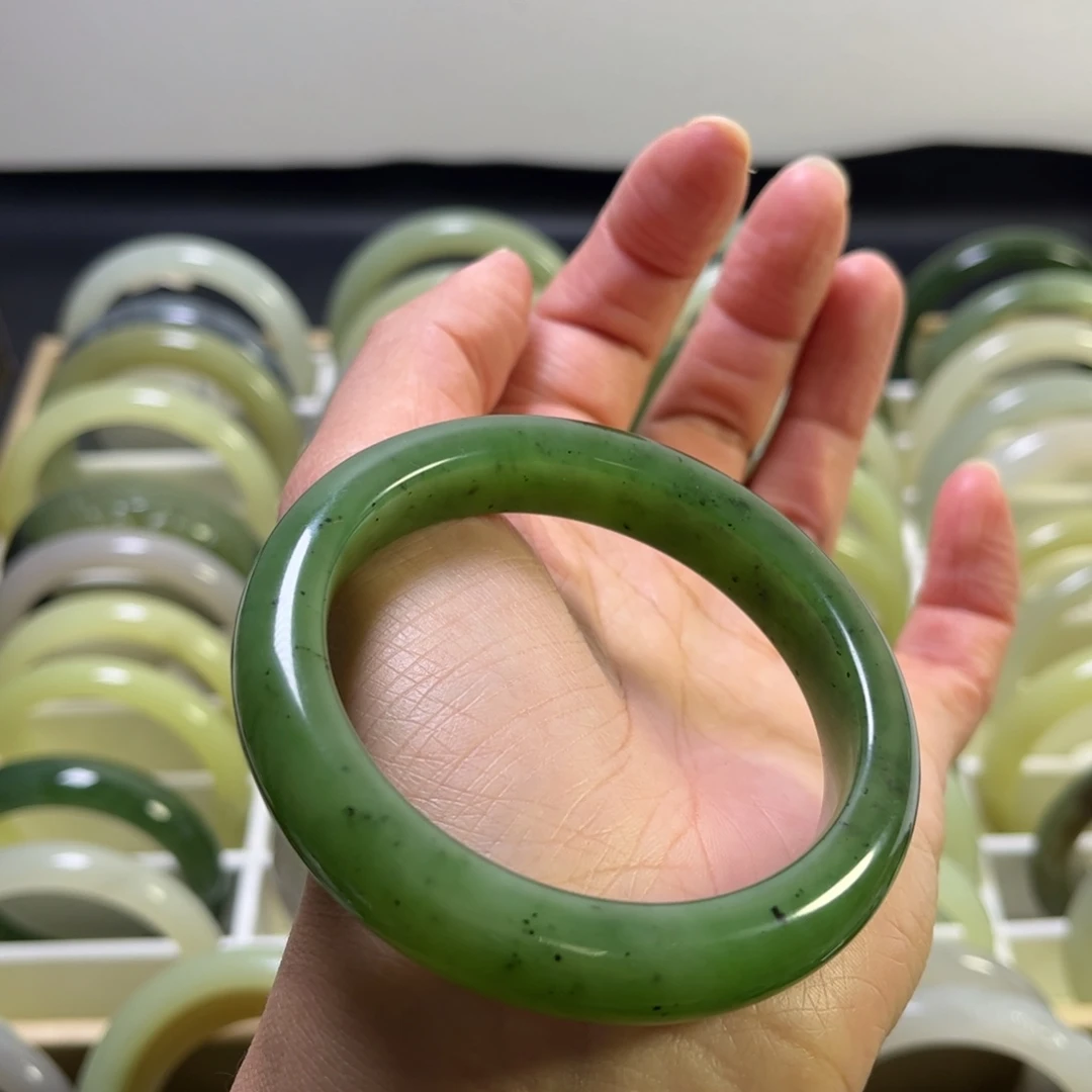 和田玉（碧玉）未镶嵌手镯55.2圈