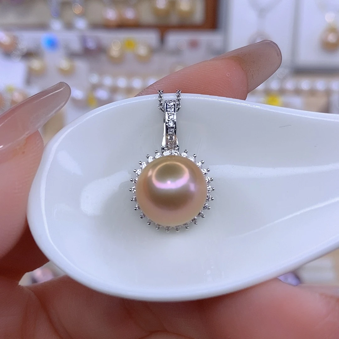 合金淡水珍珠颈饰