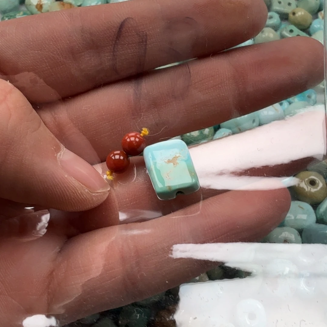 南红玛瑙未镶嵌珠宝奇石