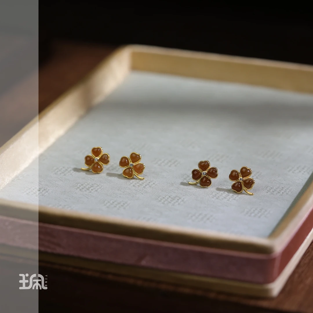 四叶花|和田玉*耳钉*S925银镀金YJA25012311多样性发其一（P）