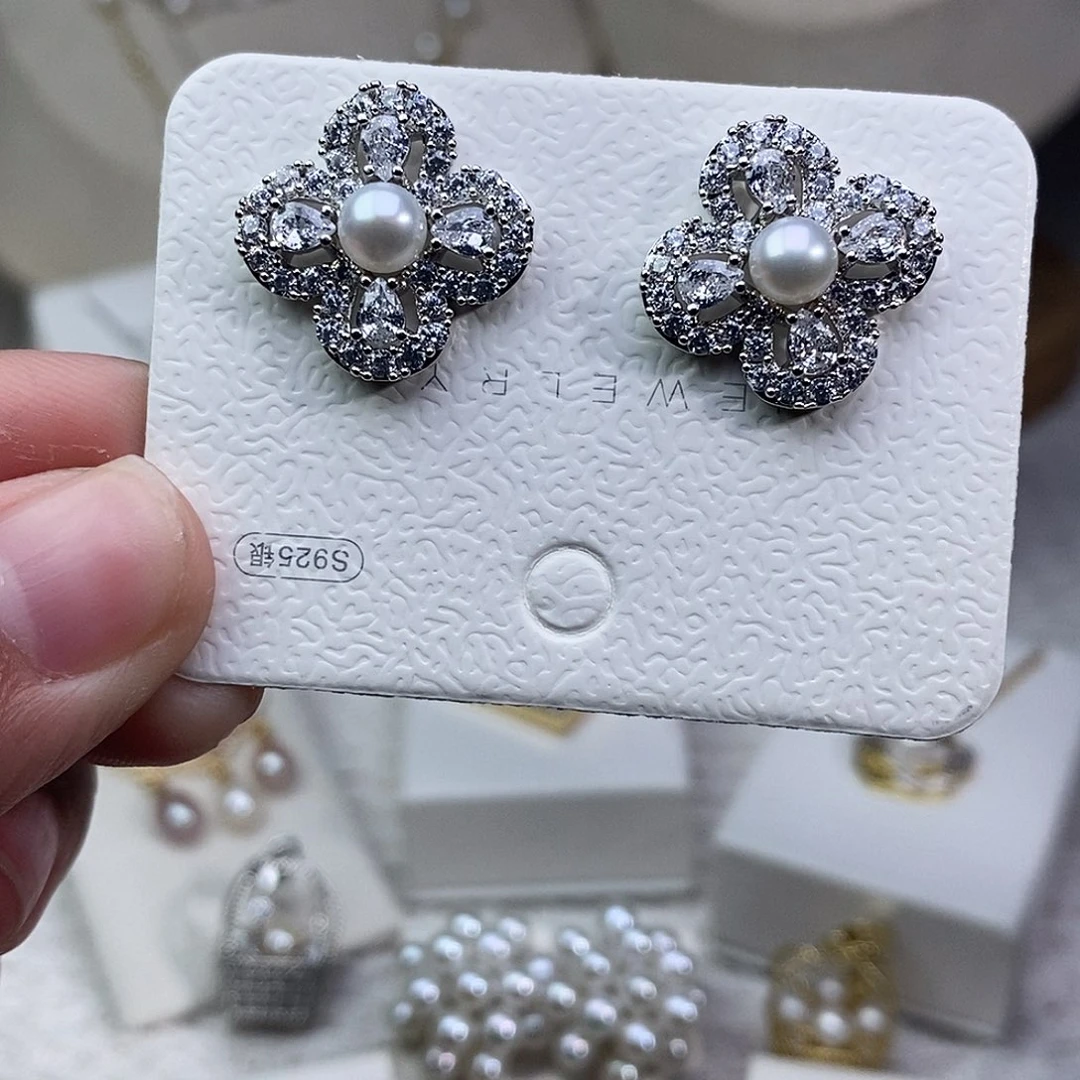 银S925镶嵌耳饰淡水珍珠