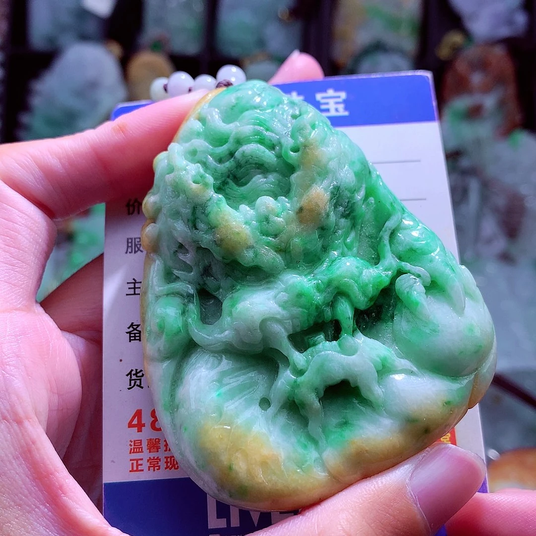 颈饰未镶嵌翡翠天然