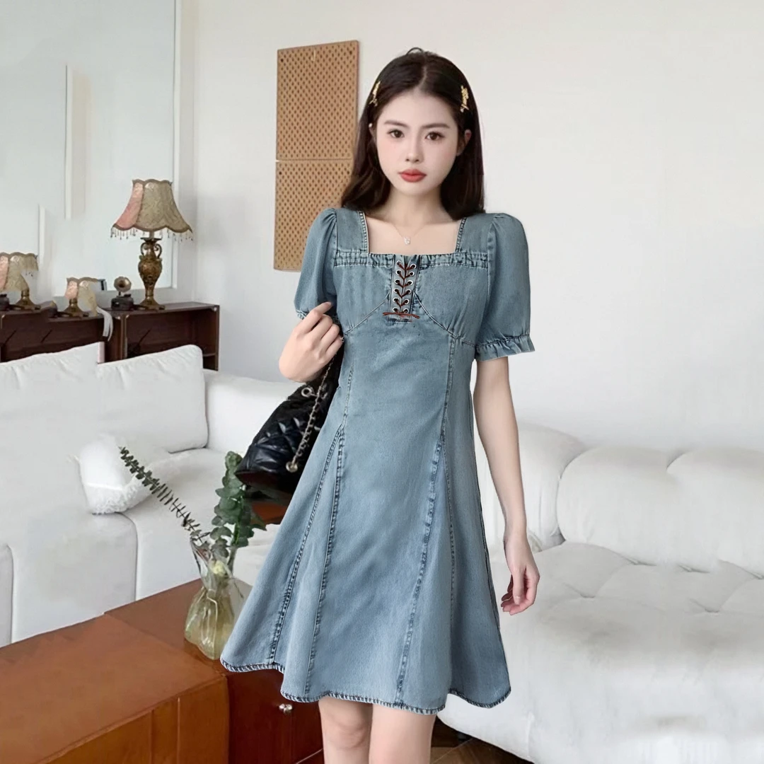 2025夏季新款法式复古蓝牛仔连衣裙女显瘦小众收腰小个子短款裙子