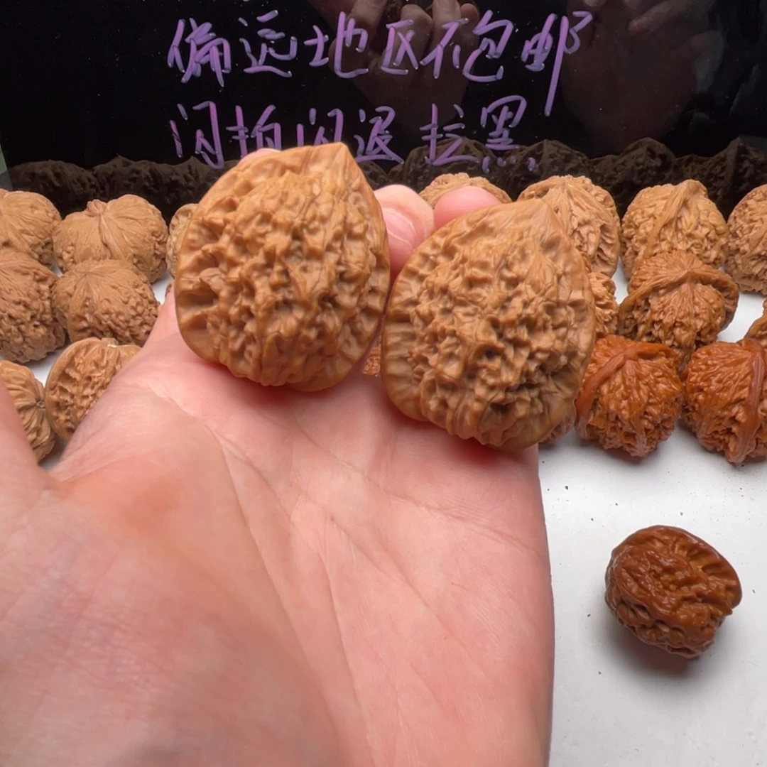 把件核桃37小官帽