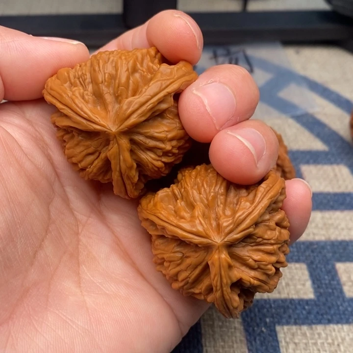 吊坠文玩核桃用****生三棱