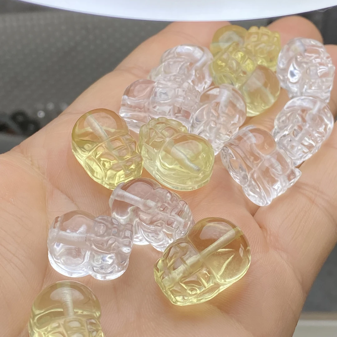AA全透体天然黄白水晶貔貅雕刻件通孔手链手串项链散珠配饰