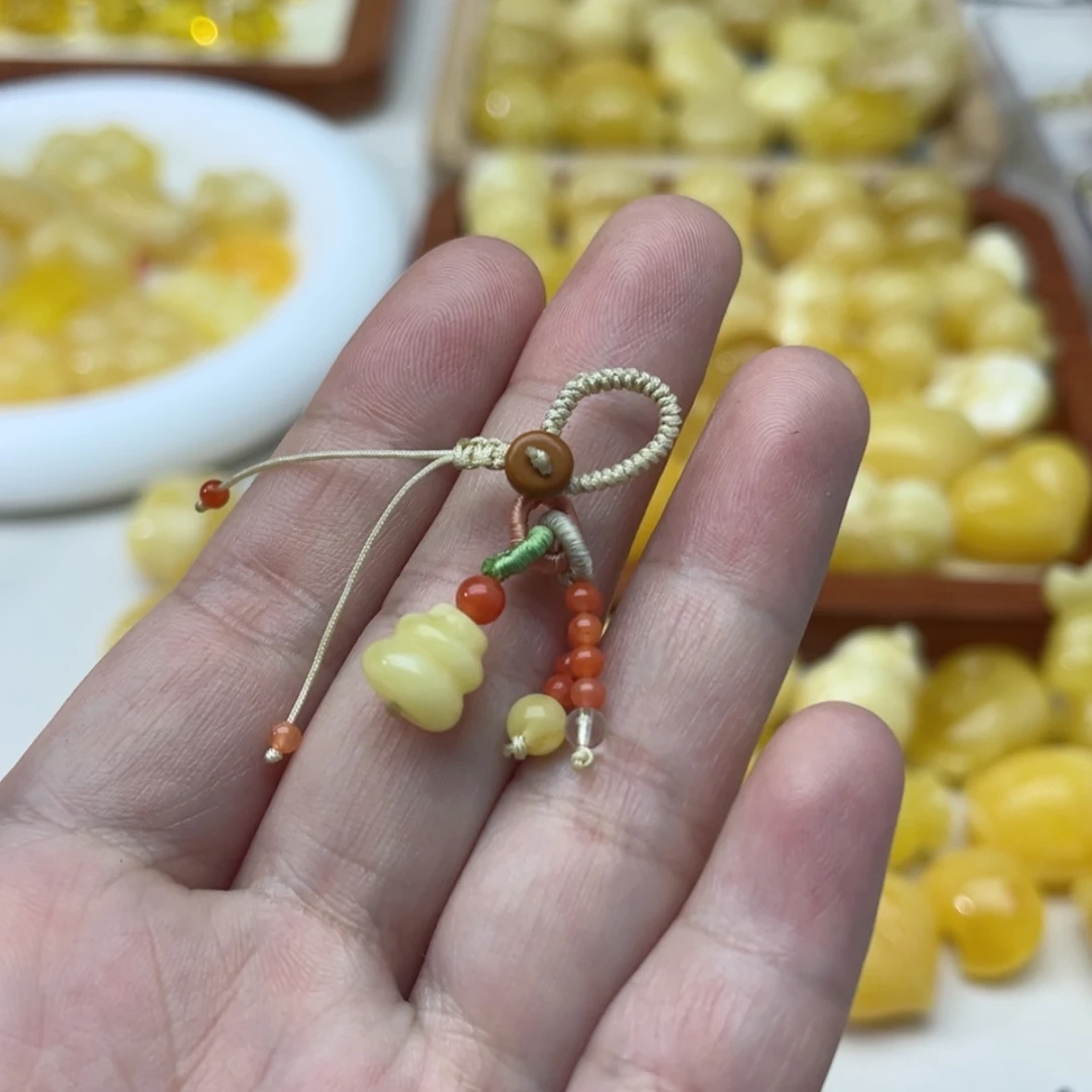 【闪购商品】未镶嵌蜜蜡裸石配饰