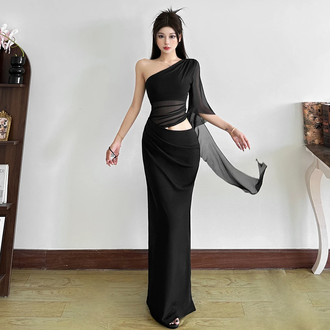 Malou 冷艳优雅女神斜肩飘逸镂空性感遮腰显瘦连衣裙女K25D73536