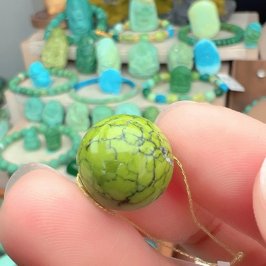 维***蔓绿松石未镶嵌主播万珍