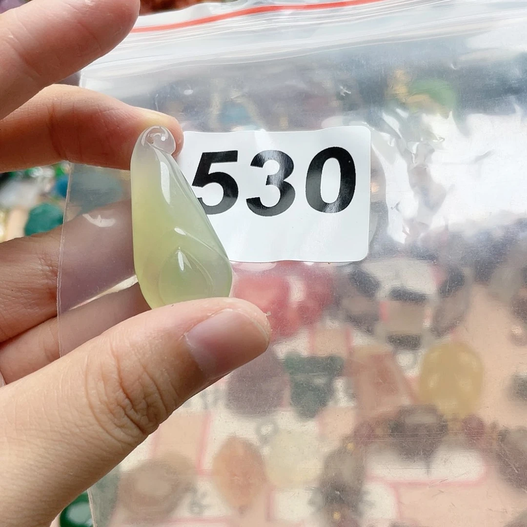 合金颈饰玛瑙/玉髓莯