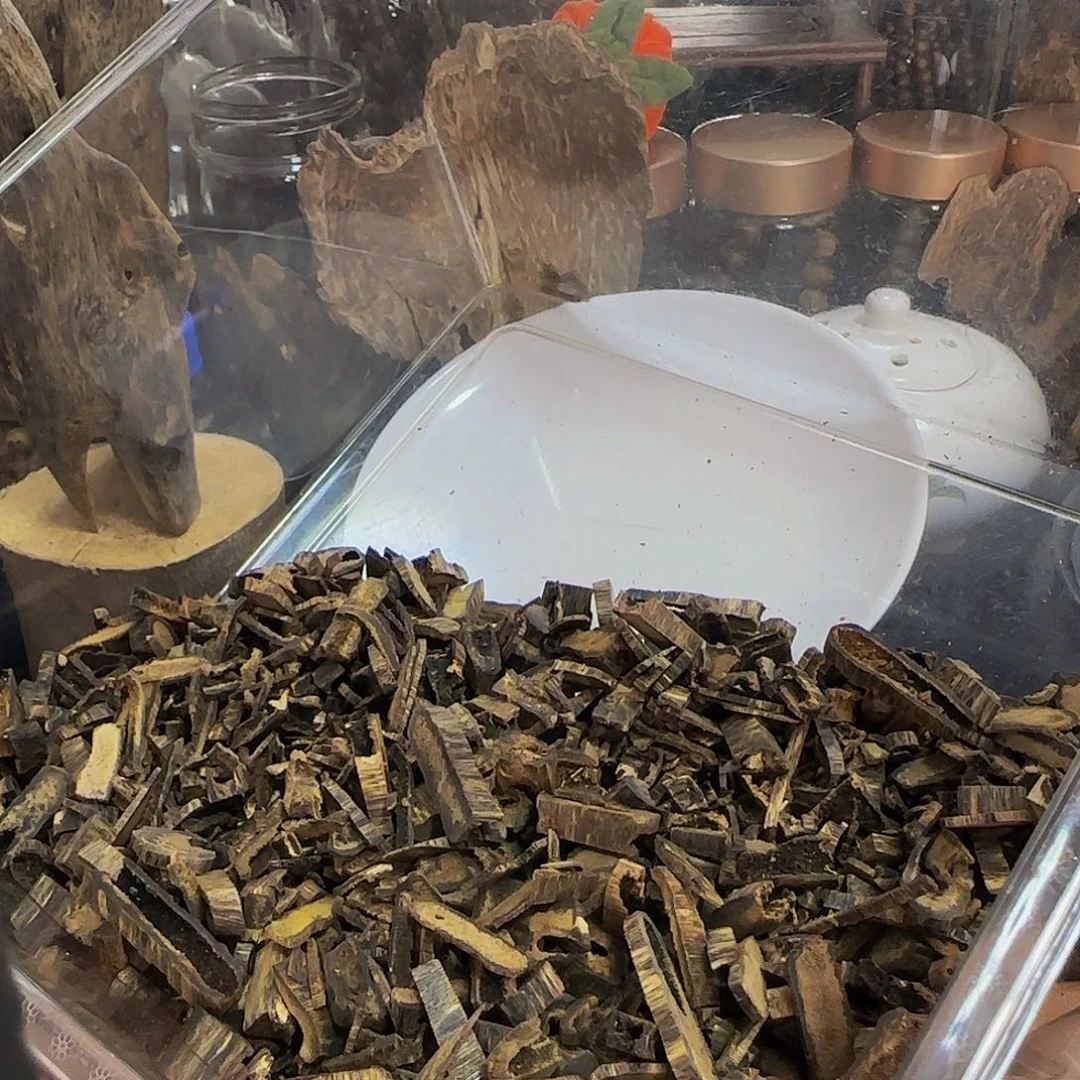 沉香沉香碎屑金沙叶锯口醇化料50克