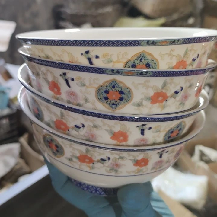 摆件陶瓷盘子碗啥都有