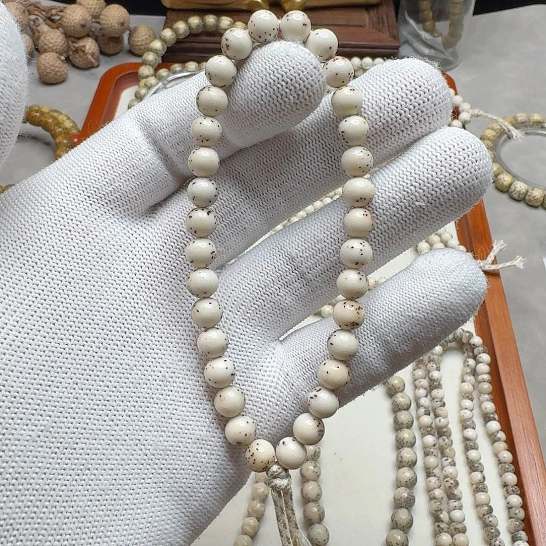 星月菩提手串石玉料7/7圆珠手持瓷白料通体留白小细星