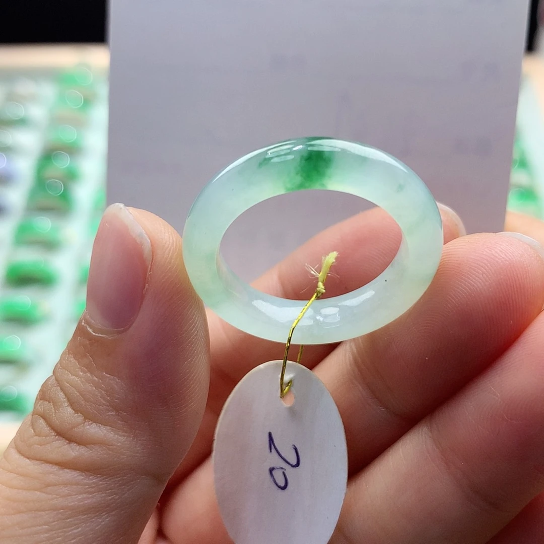 翡翠戒指未镶嵌20圈