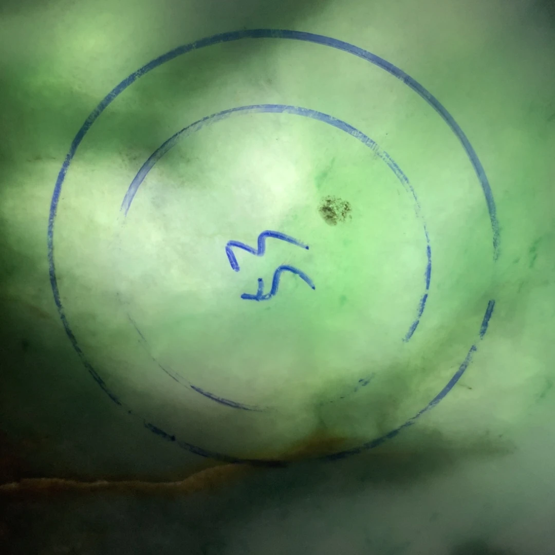 定制翡翠未镶嵌翡翠手镯