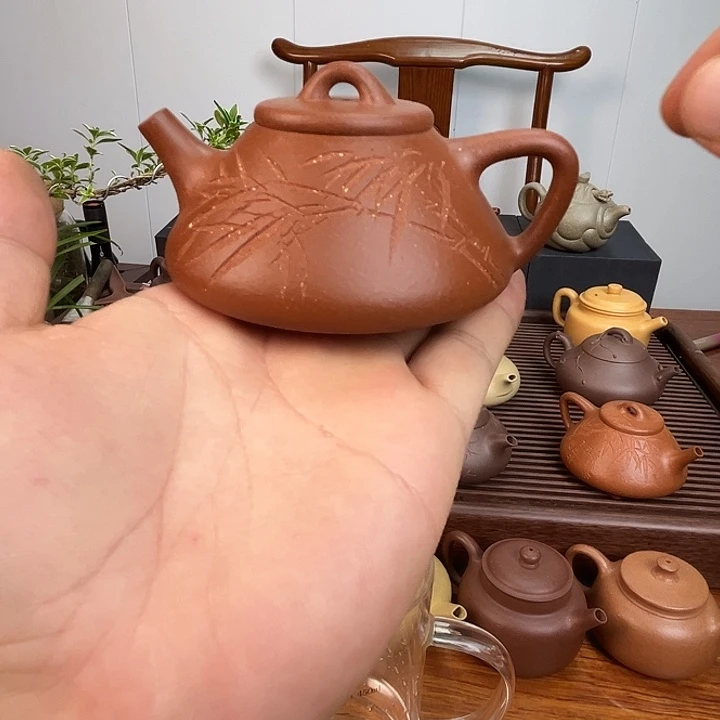 紫砂茶宠小子冶降坡