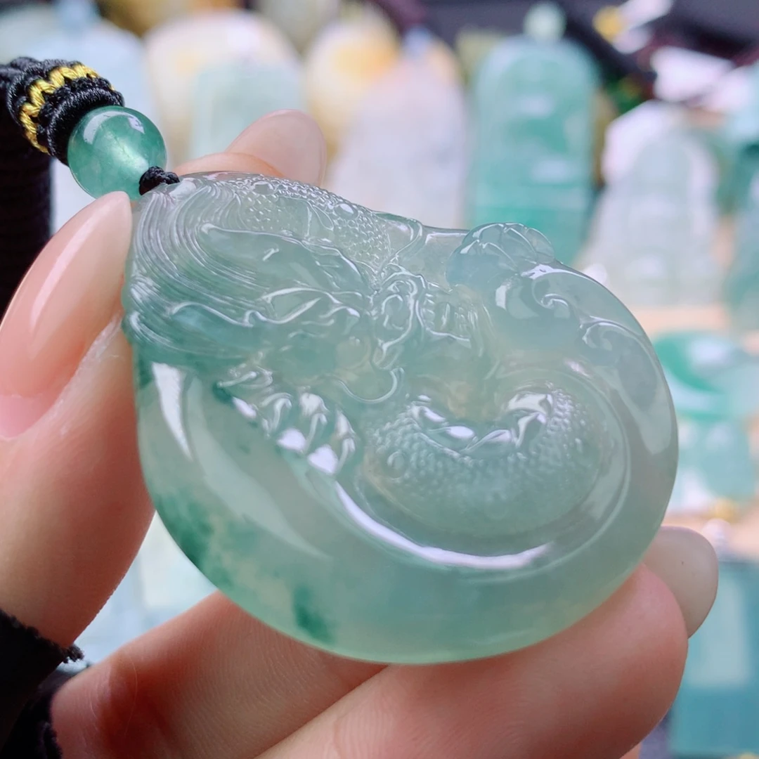 翡翠未镶嵌颈饰翡翠吊坠