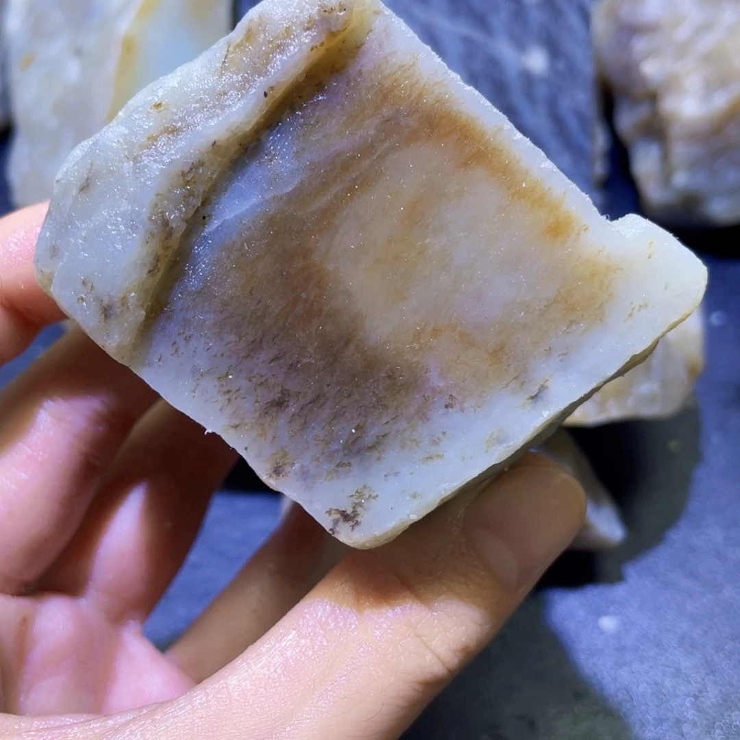 和田玉未镶嵌珠宝半成品