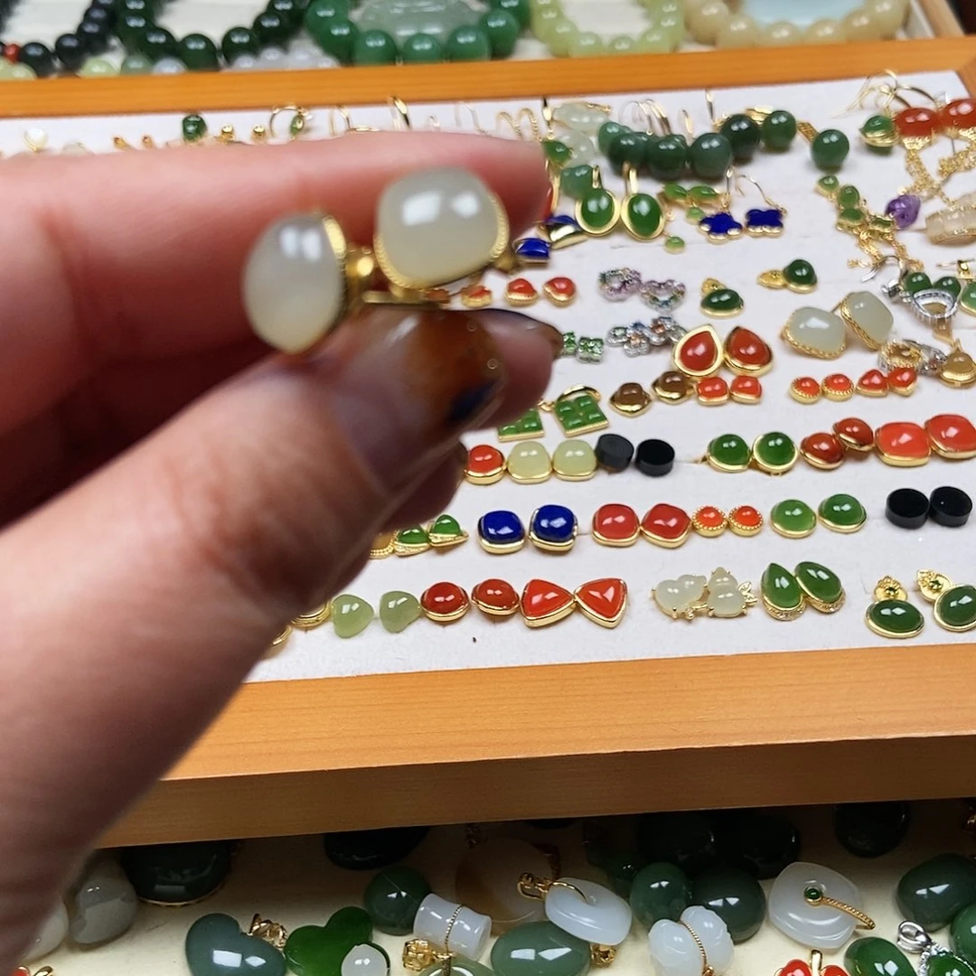 和田玉耳饰银S925镶嵌