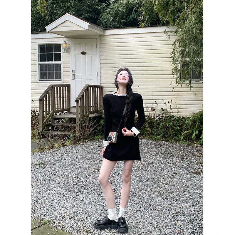 韩系小香千金风珍珠领设计感长袖连衣裙女收腰显瘦小众百搭小黑裙