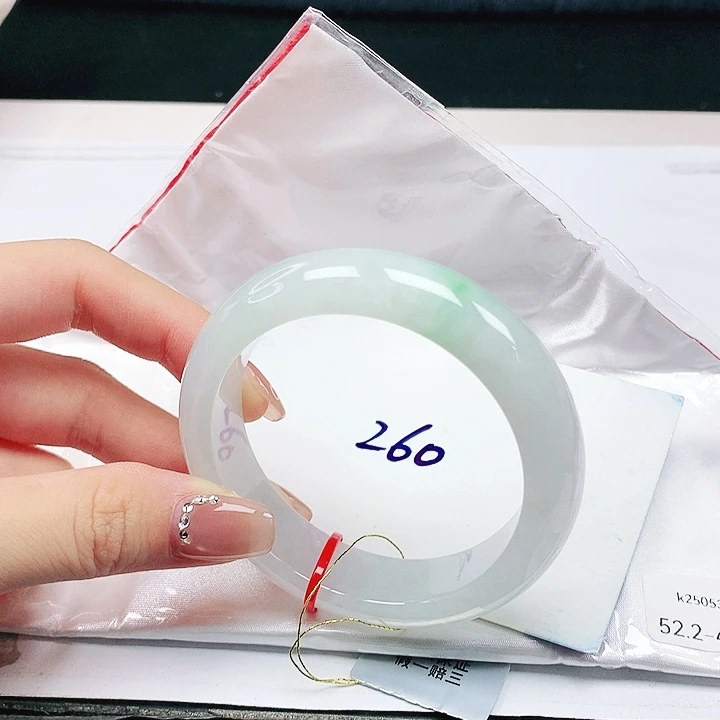 翡翠手镯未镶嵌52+