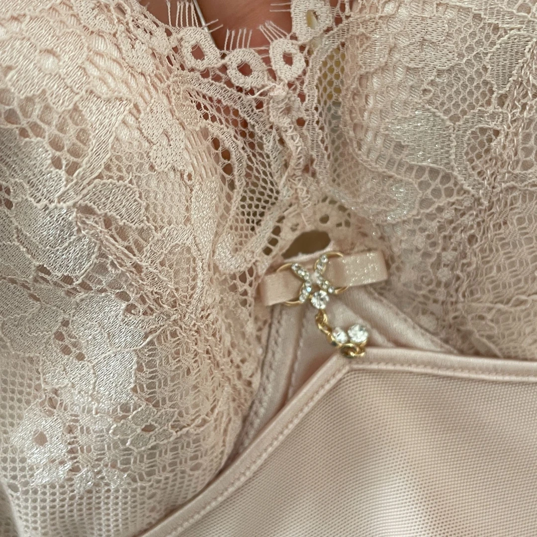 毓塑蕾丝大胸显小显瘦矫正内衣聚拢防下垂副乳调整型文胸舒适性感
