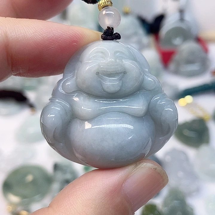 翡翠未镶嵌颈饰佛公