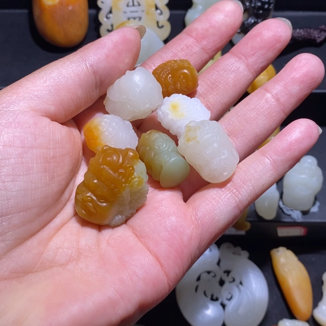 新***锡颈饰未镶嵌和田玉