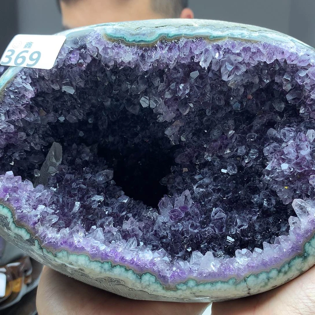 未镶嵌水晶大型摆件（非配饰）