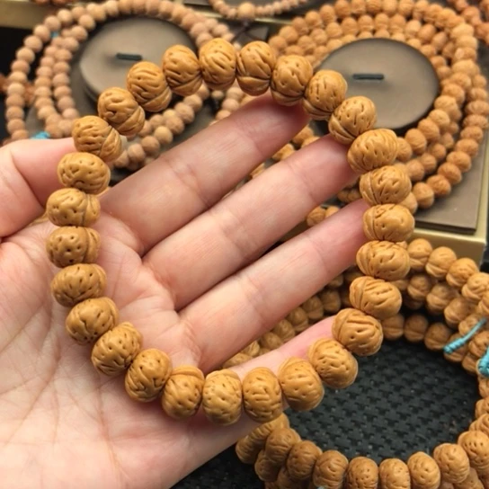 吊坠桃核蟠桃145尺寸