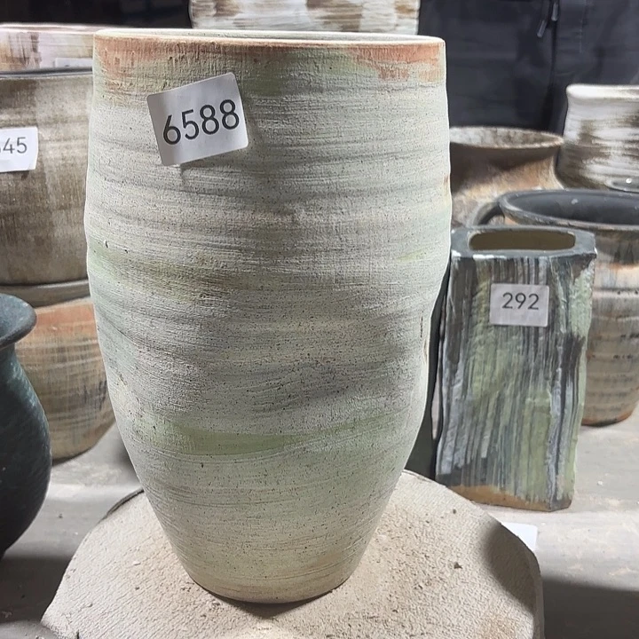 摆件陶高29，口15，瑕疵处理，无孔，6588