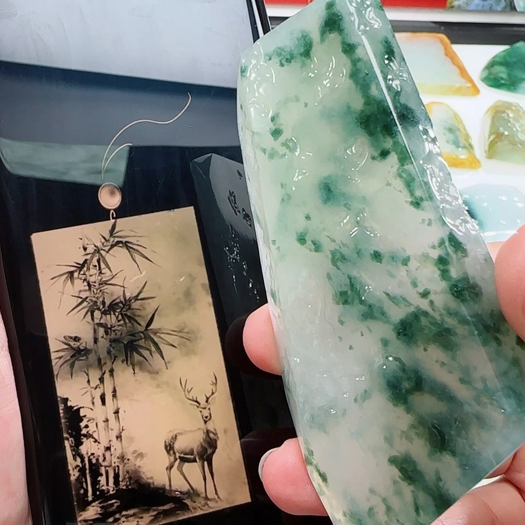 定制翡翠未镶嵌翡翠定制