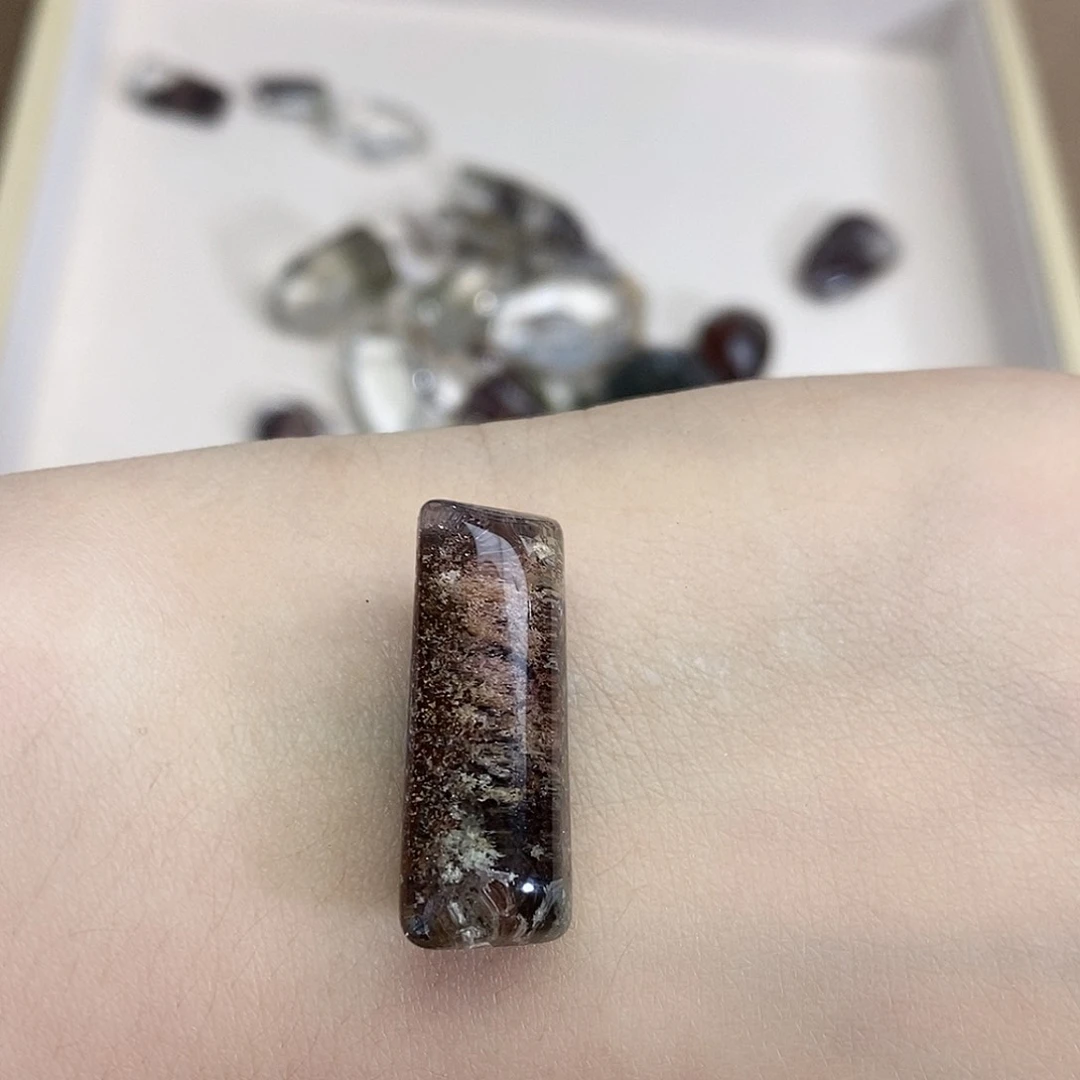 未镶嵌颈饰水晶大*艺水晶