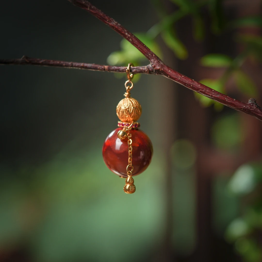 臻锦·典藏级南红牛血红18K金单珠吊坠AD1397约16mm