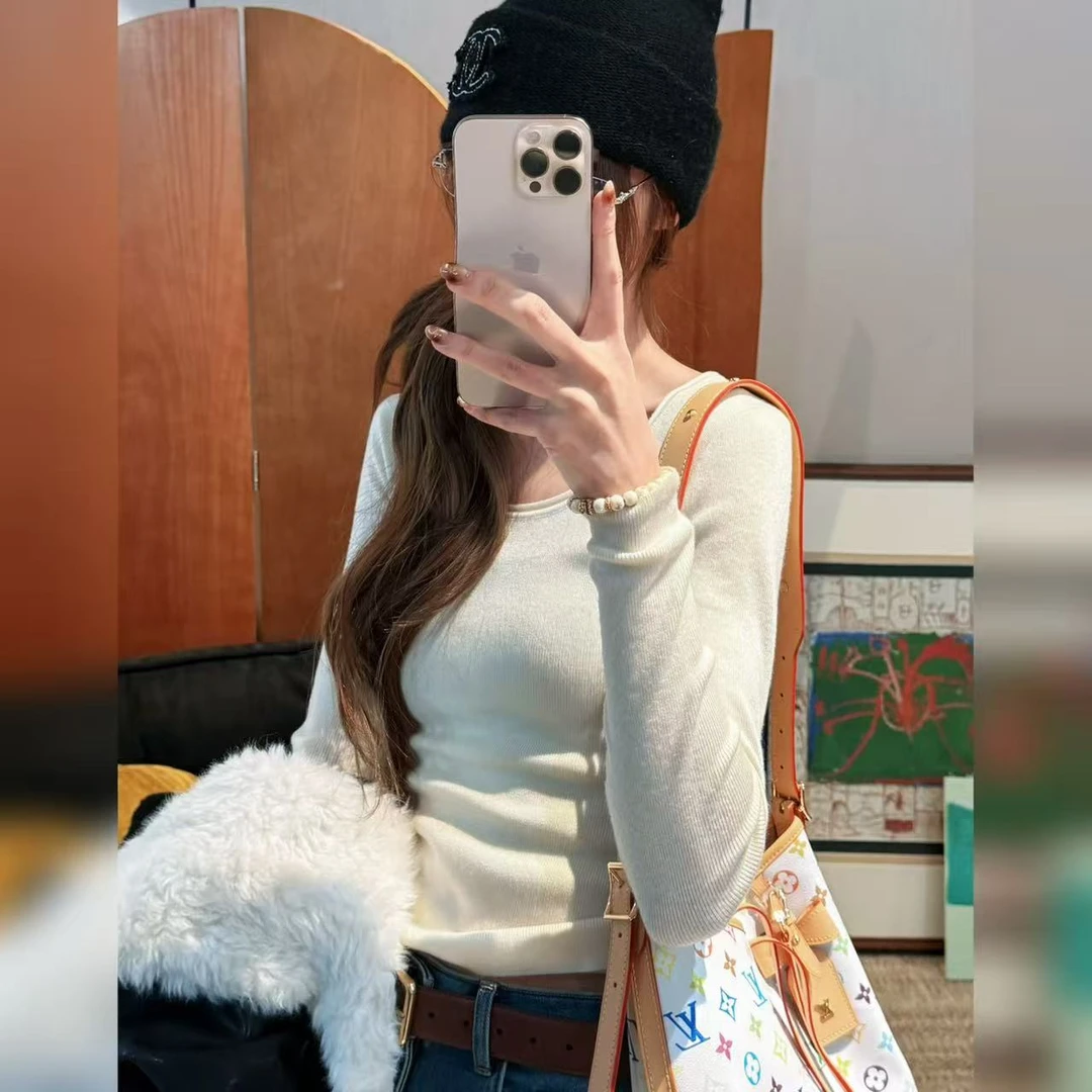 PCNY「隐匿暖核」不理理冬季新款小众女装桑蚕丝羊毛打底上衣