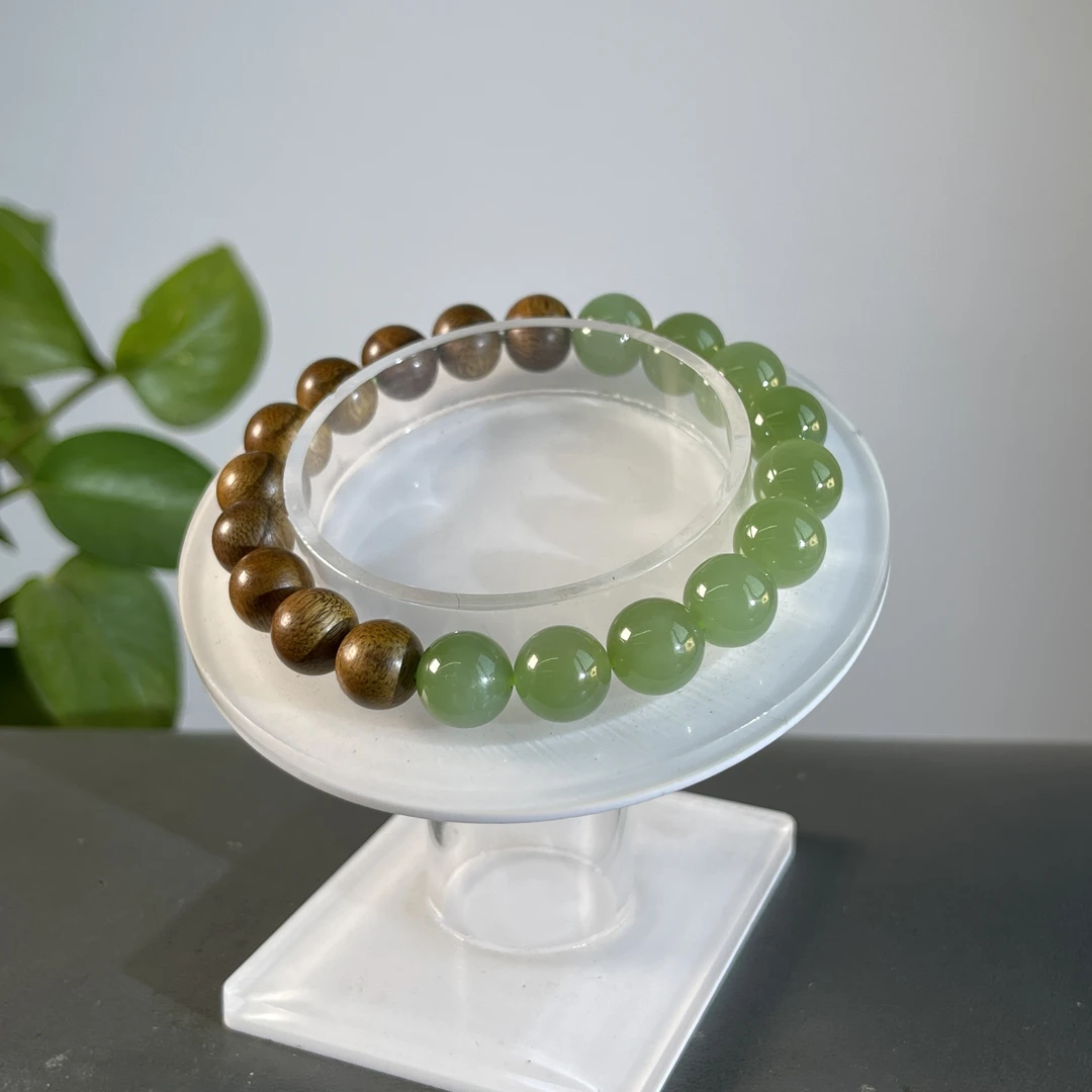 JXA03-015   和田玉-手串（含配饰）  约：20颗*9mm