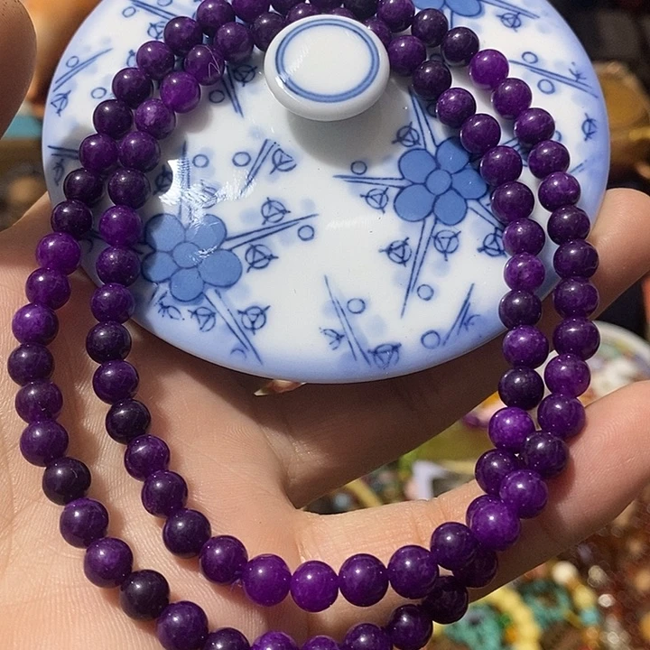 瓷器工艺精湛精细