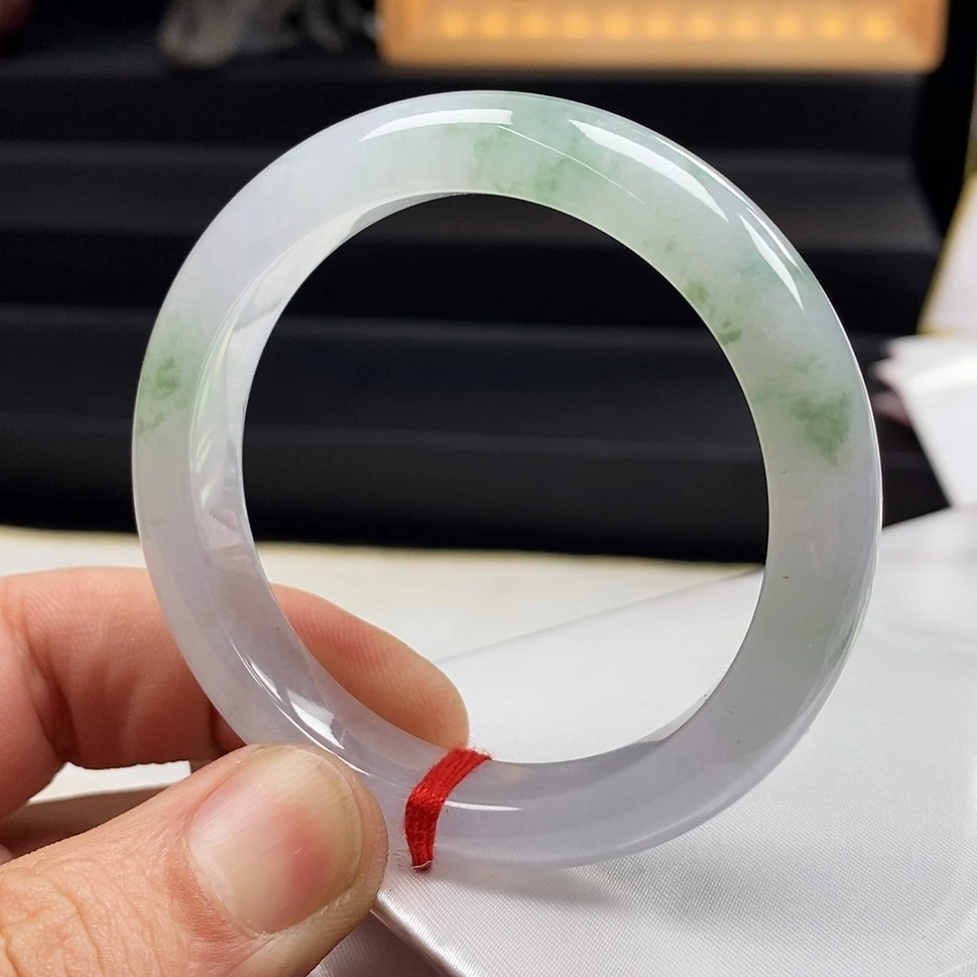 翡翠未镶嵌手镯51.7正圈飘绿花3号