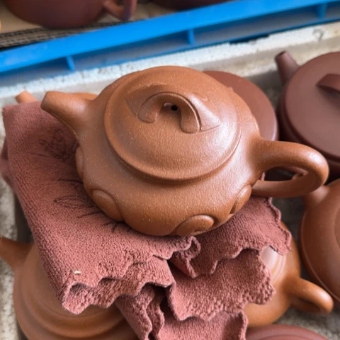 用***8紫砂茶壶金降坡泥260cc