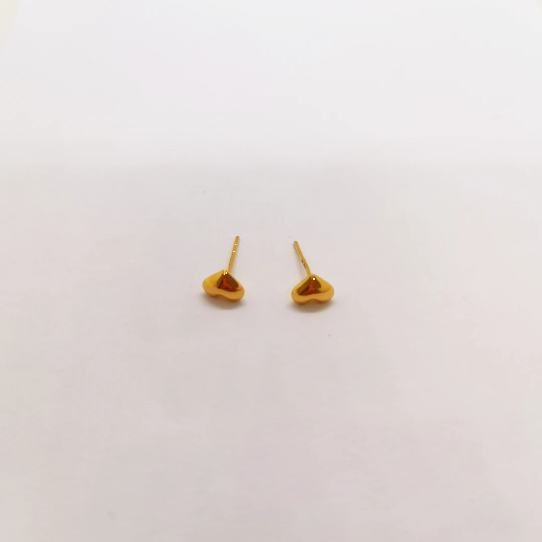 足金999 光面爱心耳钉