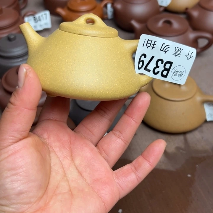 紫砂茶壶黄金段半手工150cc