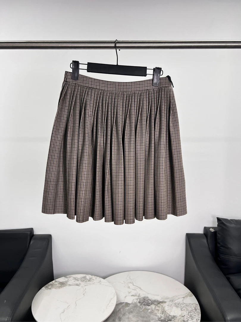 95新 Celine/思琳 CZF0827/CELINE/瑟琳/格纹半身裙/尺码38