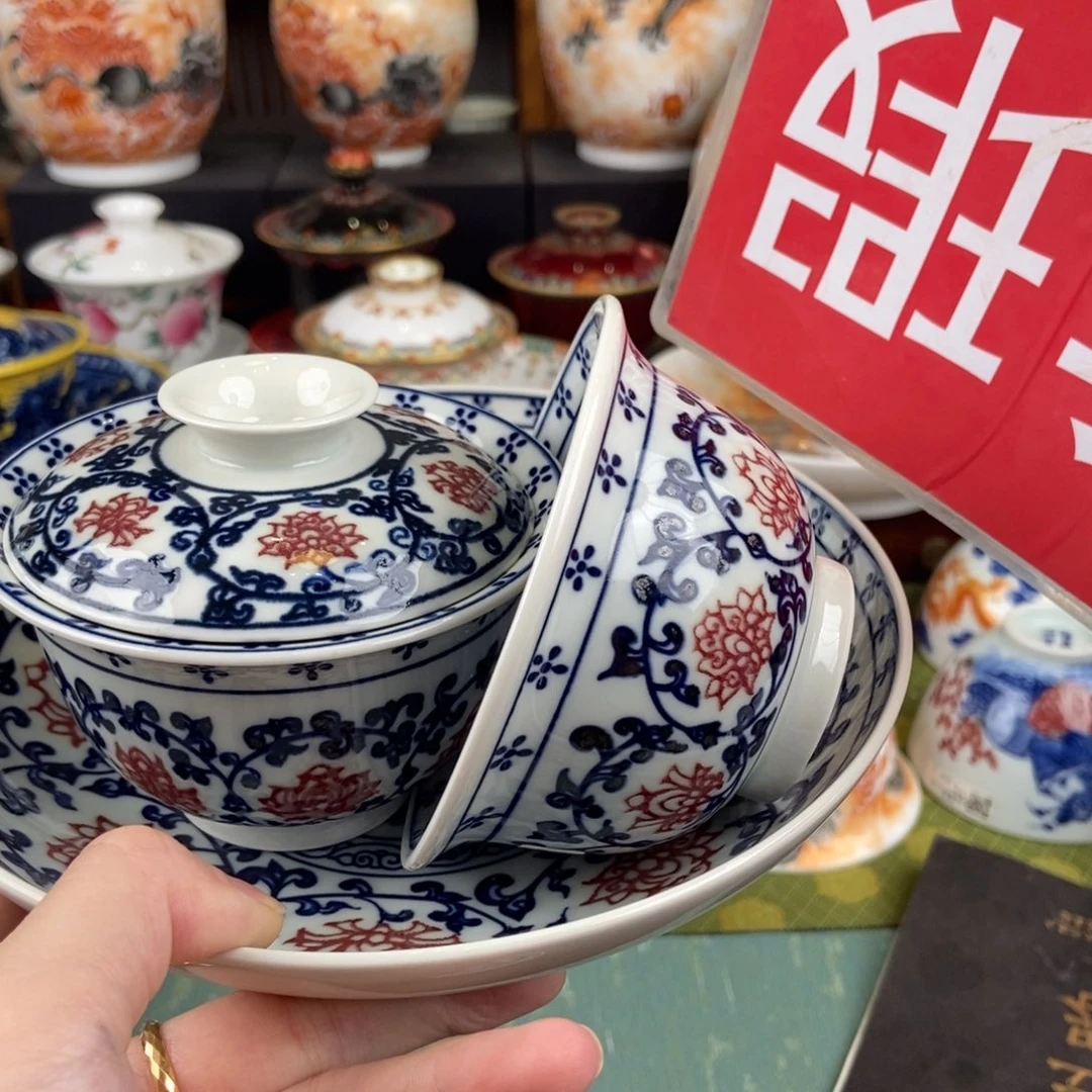 陶瓷的设计师是一个人