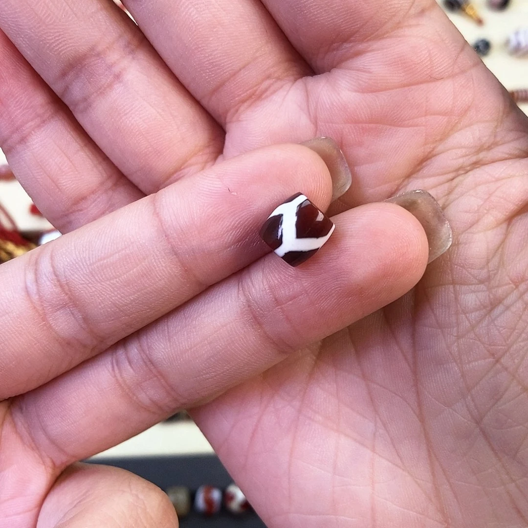 玛瑙/玉髓7.9×8.1未镶嵌